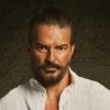 Ricardo Arjona vuelve a la música con su nuevo álbum “Seco”: “Lo empecé en silla de ruedas”